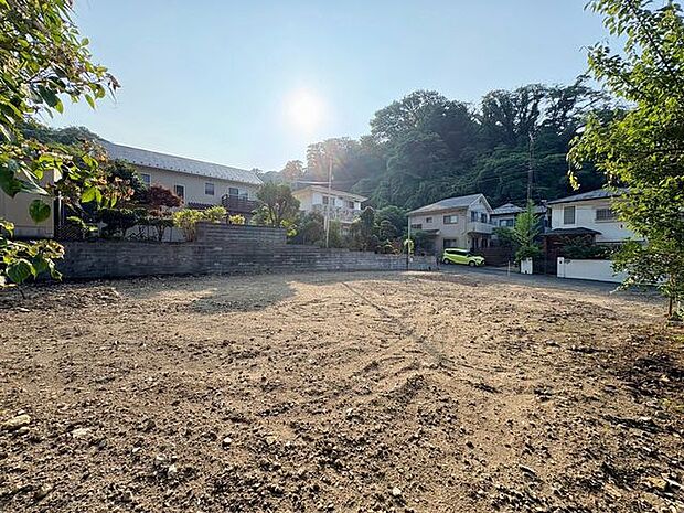 材木座海岸まで徒歩12分の立地です。