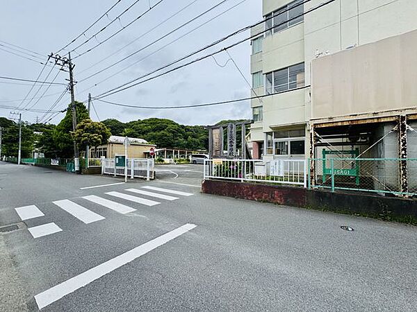 久木中学校 徒歩26分。 2050m