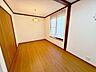 洋室：シンプルで使いやすい洋室