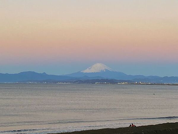 海まで徒歩4分（約320ｍ）