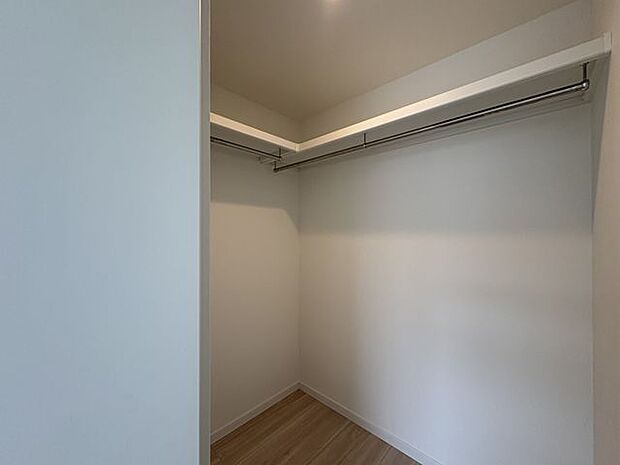 WIC(ウォークインクローゼット)付きでのお部屋が2つ。荷物が多くてもすっきり片付きますね!