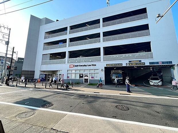 オーケーストア逗子店 徒歩21分。 1660m