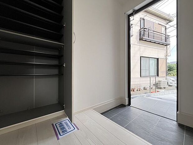 帰るたびにほっとする、心地よいエントランス