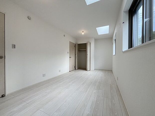 窓を開ければやさしい風、閉めれば静かな安らぎ