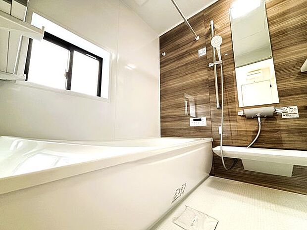 ゆったりと寛げるバスルーム。