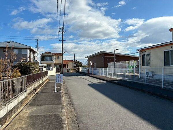 前面道路含む現地写真