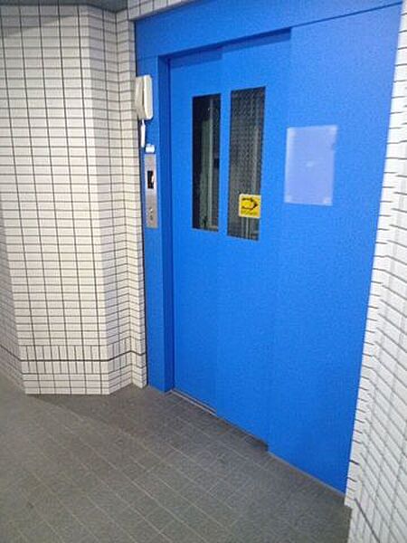エレベータ