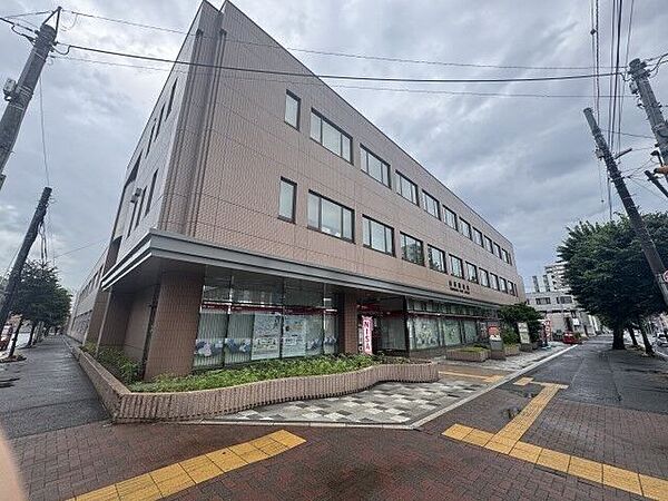 山鼻郵便局 500m
