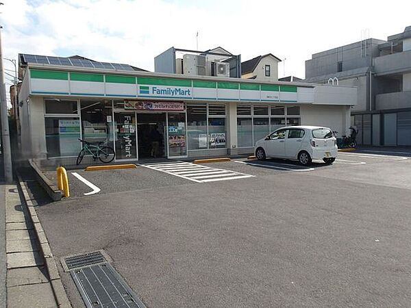 ファミリーマート関町北ニ丁目店 480m