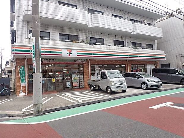 セブンイレブン練馬関町東1丁目店 380m