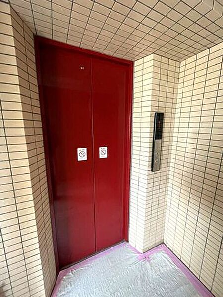 エレベータ