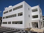 柏原駅より徒歩5分 2階 築13年7ヶ月の賃貸物件