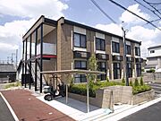 八尾駅より徒歩8分 築17年11ヶ月 2階建の賃貸物件