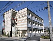 久宝寺駅より徒歩8分 築19年7ヶ月 3階建の賃貸物件