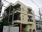 久宝寺駅より徒歩18分 築34年11ヶ月 3階建の賃貸物件