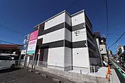 八尾駅より徒歩4分 1階 築1年7ヶ月の賃貸物件