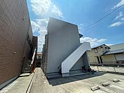 新守山駅より徒歩13分 築9年6ヶ月 2階建の賃貸物件