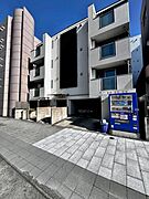 桜本町駅より徒歩6分 築8年9ヶ月 4階建の賃貸物件