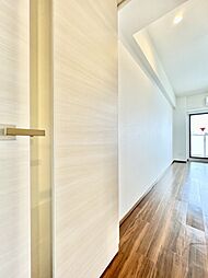 名古屋市営鶴舞線 鶴舞駅 徒歩5分の賃貸マンション 4階ワンルームのリビング/ダイニング