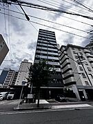 上前津駅より徒歩5分 13階 築4年9ヶ月の賃貸物件