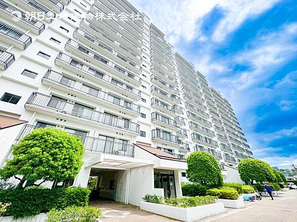 空を広く感じる。緑が多いゆったり感のある安心の住環境です！！潤いのある環境でホッと生活できそうです！おしゃれな雰囲気や自然の潤いがあり、親しみやすさと個性を！街に新たな価値をもたらし続けてくれます！