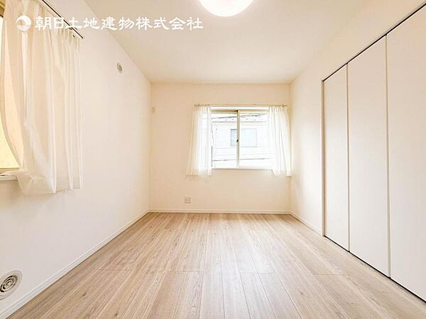 自分の時間を充実させながら心豊かにできるプライベート空間！！穏やかな寛ぎを届ける仕様のゆとりある居室。個室のお部屋が欲しいという要望に応える設計で、過ごす時間が長くてもゆったり落ち着いて過ごせそう！！