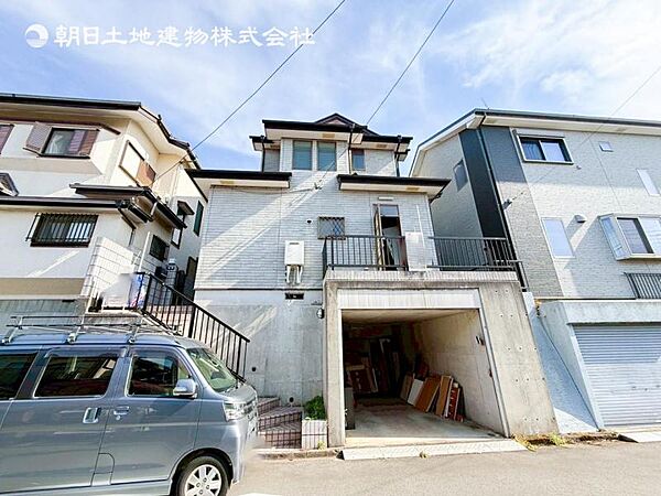 閑静な住宅地の立地の為、気持ちよく過ごすことが出来そうです！やさしい陽とやわらかな風が生活を彩ります　ゆとりがあり、心地よく落ち着いて過ごせる日常は次世代にもつなげていきたい大切な資産です！