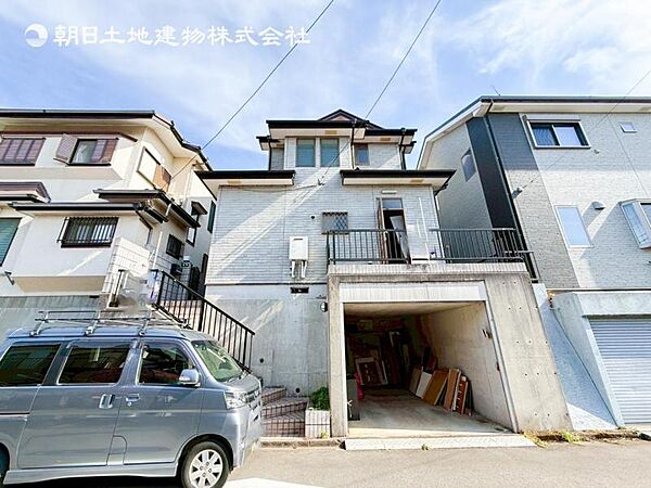 自慢したくなるマイホーム！流行に左右されない上質な佇まい！！　満たされる時間をじっくり堪能できそうです　洗練されたものにふれることでもっともっと『おうちじかん』が充実したものになるでしょう！