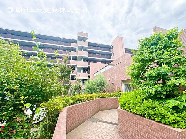 月日が経つ事で「近くにあるもの」から「家の財産」となります。生活の本拠地となり新しい生活の始まり！！家族の笑顔溢れるお家は帰るのが楽しみになりそうですね。そんな未来を描く生活はこの物件から始まります！
