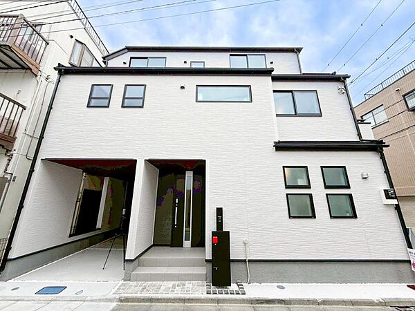 空を広く感じる。緑が多いゆったり感のある安心の住環境です！！潤いのある環境でホッと生活できそうです！おしゃれな雰囲気や自然の潤いがあり、親しみやすさと個性を！街に新たな価値をもたらし続けてくれます！