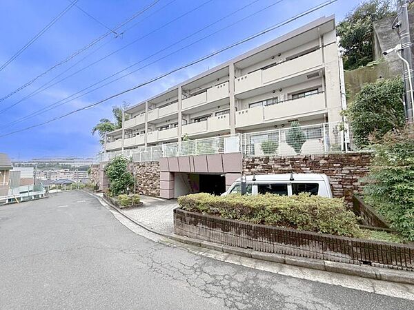 空を広く感じる。緑が多いゆったり感のある安心の住環境です！！潤いのある環境でホッと生活できそうです！おしゃれな雰囲気や自然の潤いがあり、親しみやすさと個性を！街に新たな価値をもたらし続けてくれます！