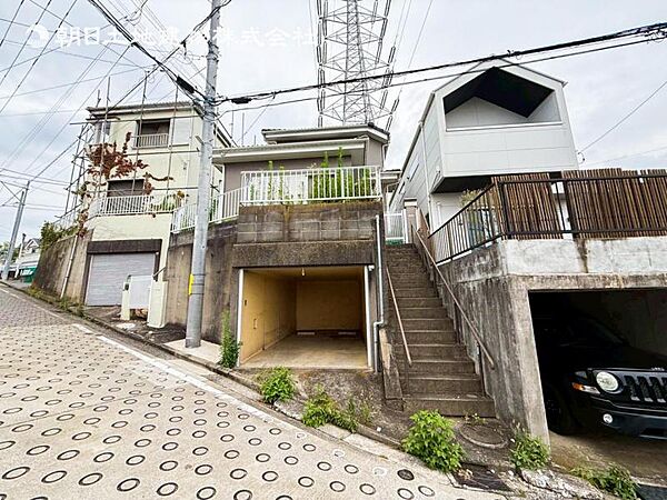 空を広く感じる。緑が多いゆったり感のある安心の住環境です！！潤いのある環境でホッと生活できそうです！おしゃれな雰囲気や自然の潤いがあり、親しみやすさと個性を！街に新たな価値をもたらし続けてくれます！
