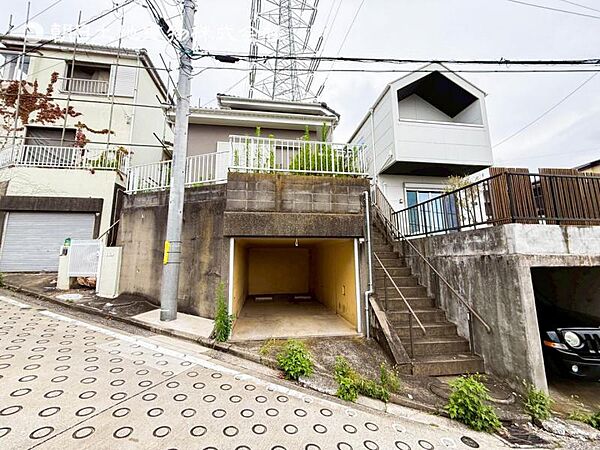 月日が経つ事で「近くにあるもの」から「家の財産」となります。生活の本拠地となり新しい生活の始まり！！家族の笑顔溢れるお家は帰るのが楽しみになりそうですね。そんな未来を描く生活はこの物件から始まります！