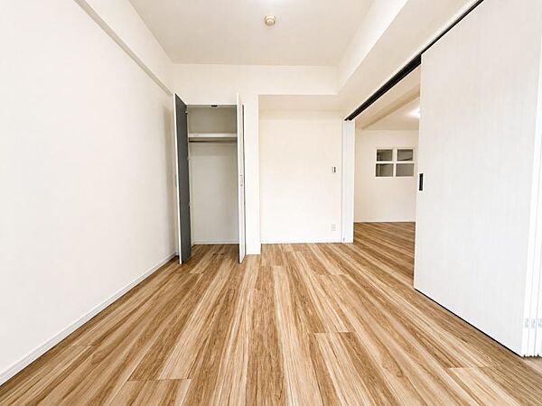 自分の時間を充実させながら心豊かにできるプライベート空間！！穏やかな寛ぎを届ける仕様のゆとりある居室。個室のお部屋が欲しいという要望に応える設計で、過ごす時間が長くてもゆったり落ち着いて過ごせそう！！