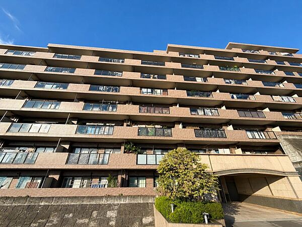 空を広く感じる。緑が多いゆったり感のある安心の住環境です！！潤いのある環境でホッと生活できそうです！おしゃれな雰囲気や自然の潤いがあり、親しみやすさと個性を！街に新たな価値をもたらし続けてくれます！