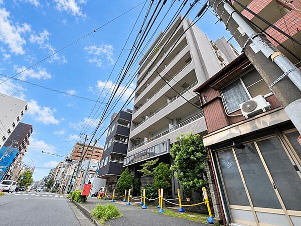 空を広く感じる。緑が多いゆったり感のある安心の住環境です！！潤いのある環境でホッと生活できそうです！おしゃれな雰囲気や自然の潤いがあり、親しみやすさと個性を！街に新たな価値をもたらし続けてくれます！