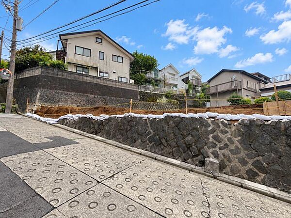自慢したくなるマイホーム！流行に左右されない上質な佇まい！！　満たされる時間をじっくり堪能できそうです　洗練されたものにふれることでもっともっと『おうちじかん』が充実したものになるでしょう！