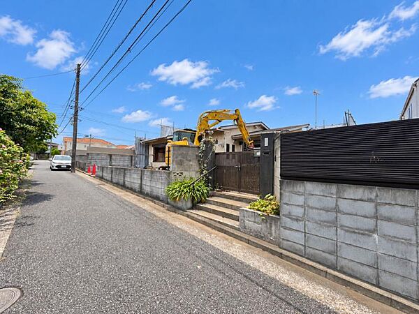 空を広く感じる。緑が多いゆったり感のある安心の住環境です！！潤いのある環境でホッと生活できそうです！おしゃれな雰囲気や自然の潤いがあり、親しみやすさと個性を！街に新たな価値をもたらし続けてくれます！