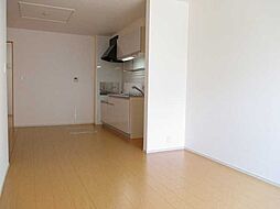 ルーチェラルゴII 1階1LDKのリビング/ダイニング