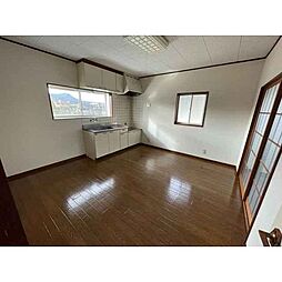 アーバン大山 2階2DKのリビング/ダイニング