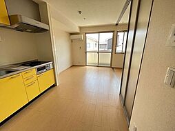 マリオーネ八千代 2階1LDKのリビング/ダイニング