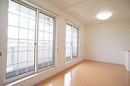 アザレア 2階1LDKのリビング/ダイニング