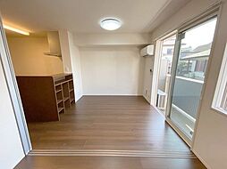 ラルジュ並榎 1階1LDKのリビング/ダイニング