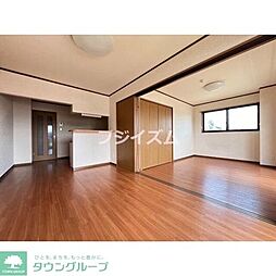 ラ・ファミリア 1階3LDKのリビング/ダイニング