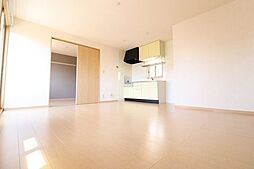 ドルチェ 1階1LDKのリビング/ダイニング