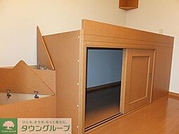 レオパレスレインボードロップス 2階1Kのリビング/ダイニング