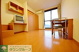 レオパレスオム 2階1Kのリビング/ダイニング