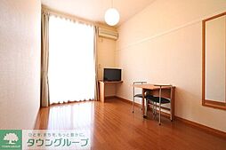 レオパレス赤坂 1階1Kのリビング/ダイニング