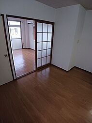 コーポラス蔵羅 2階2DKのリビング/ダイニング