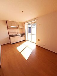 エトワール畔見　Ｃ 2階2DKのリビング/ダイニング